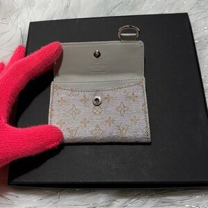 Louis Vuitton Cream Key Card Holder Elegant Design